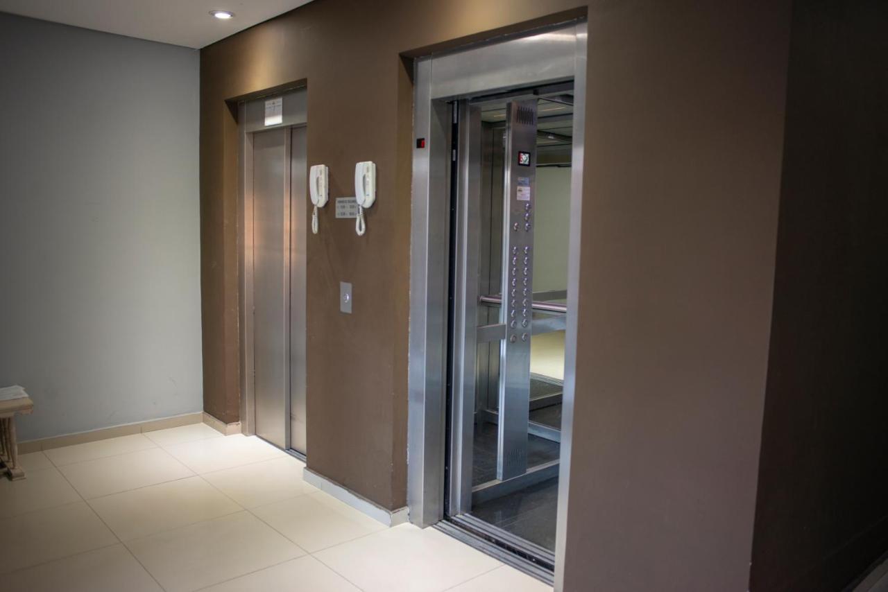 Departamento Premium Con Cochera Y Piscina Bahía Blanca Exterior foto